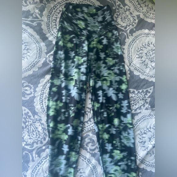 aerie Pants - aerie crossover pattern leggings
